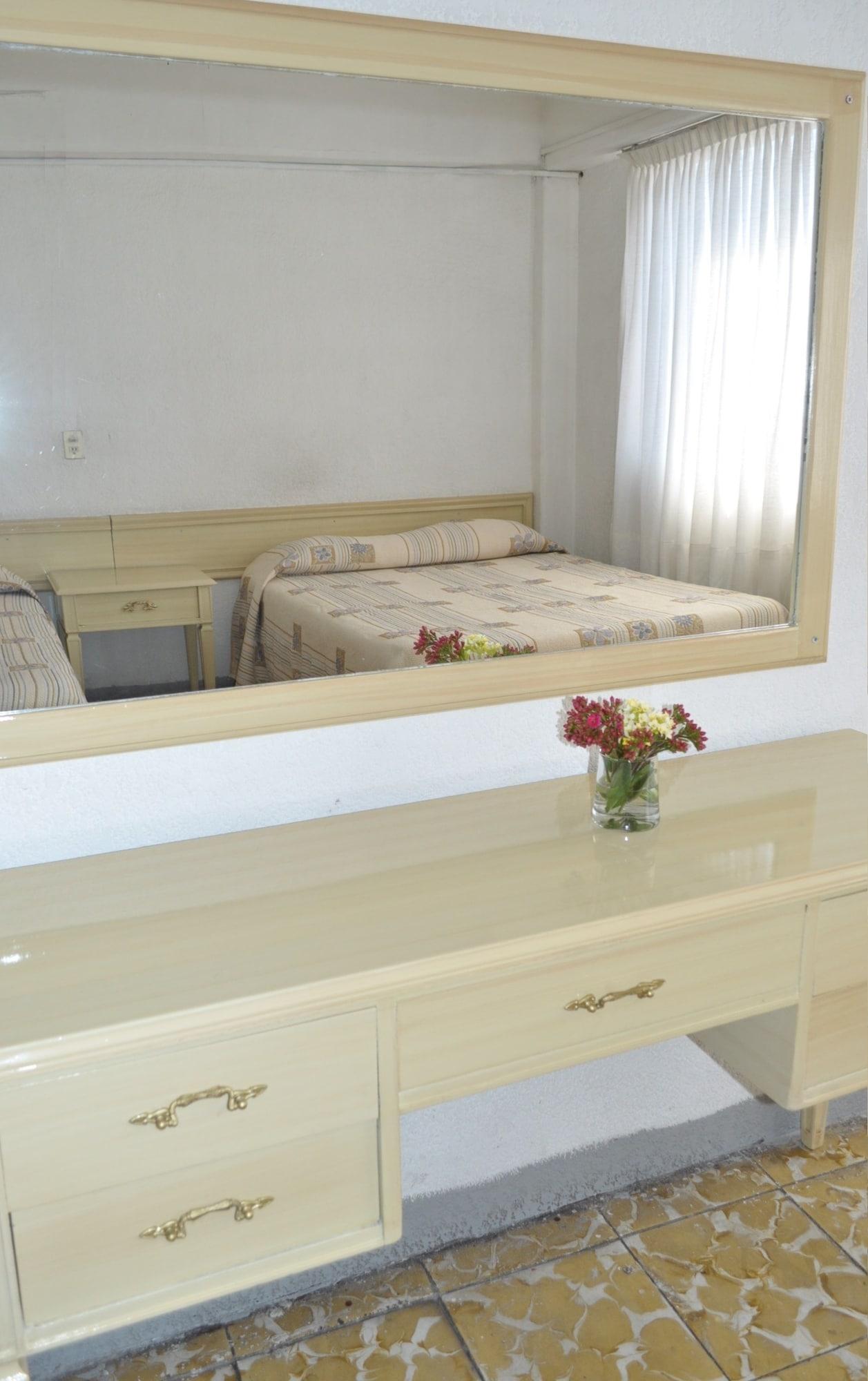 איראפואטו Hotel Viena מראה חיצוני תמונה