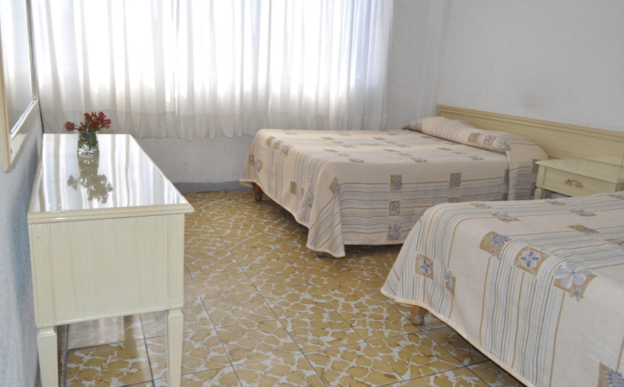 איראפואטו Hotel Viena מראה חיצוני תמונה